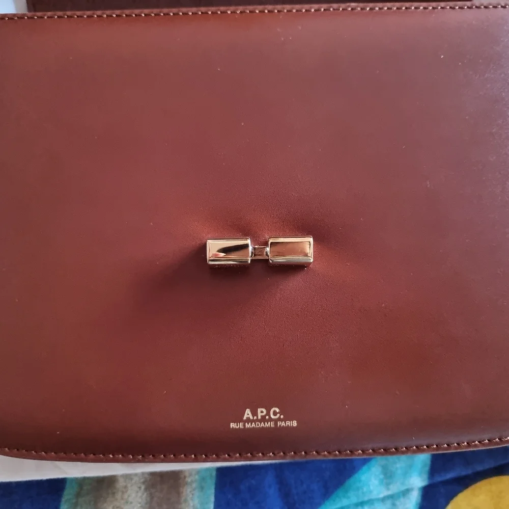 Authentic APC small grace brown bag with dust bag, like new - Picture 4 of 11
